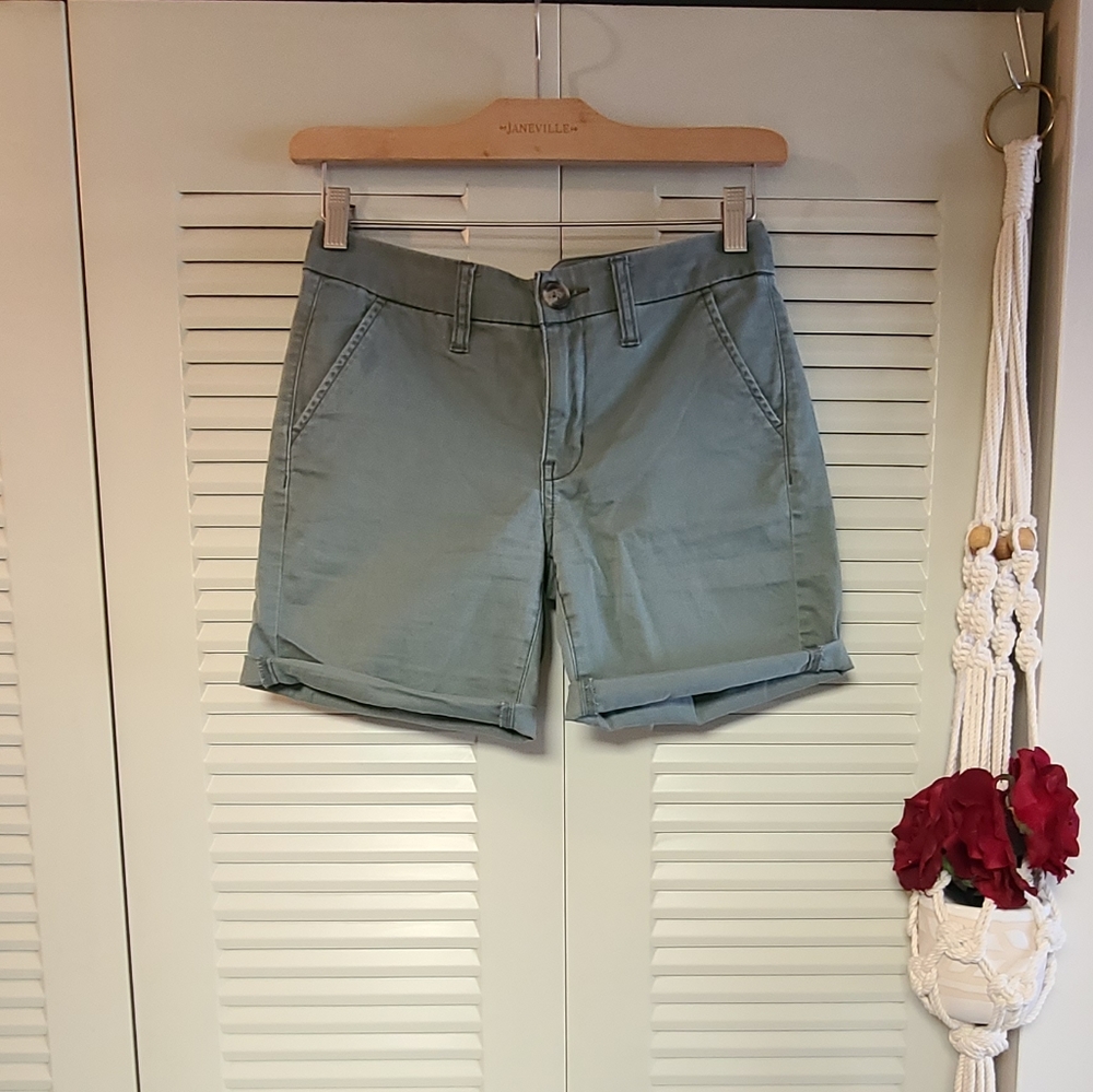 American Eagle Outfitters Boyfriend Stretch Bermuda Chino Shorts